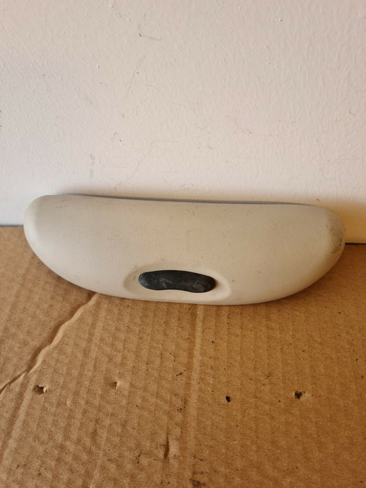 HYUNDAI GETZ SUNGLASSES COMPARTMENT HANDLE 2002-2005 A30