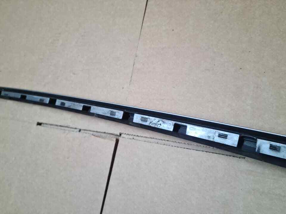 HYUNDAI I40 OS DRIVER SIDE WINDSCREEN TRIM 2012-2015 