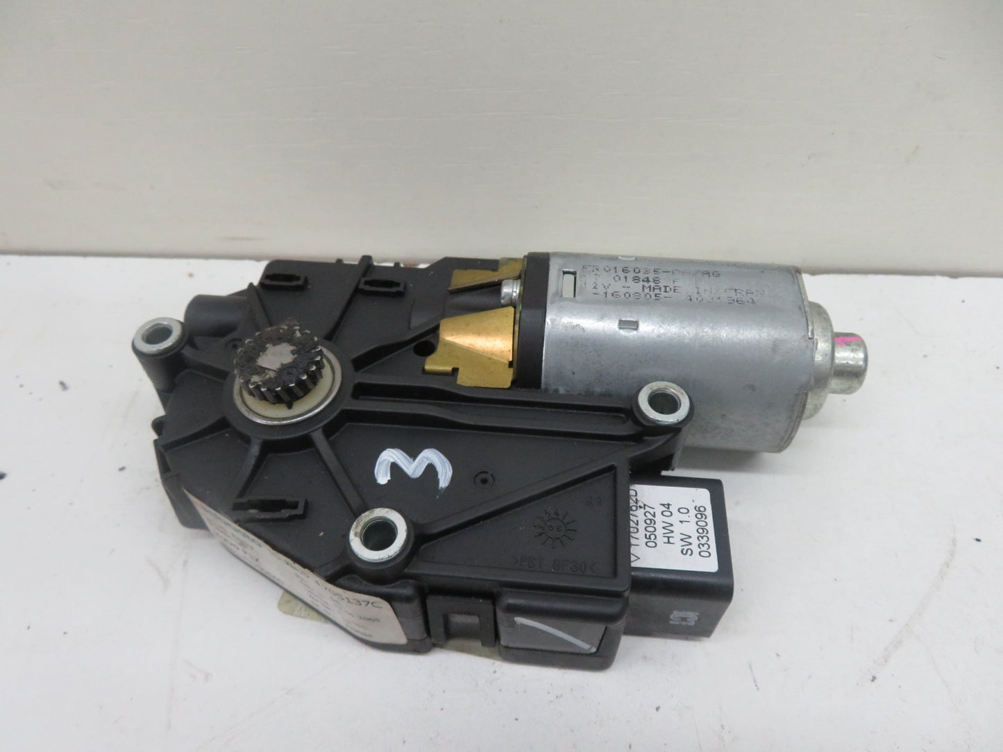 VOLVO V50 SUN ROOF MOTOR 30716185 2004-2008 HN54-3