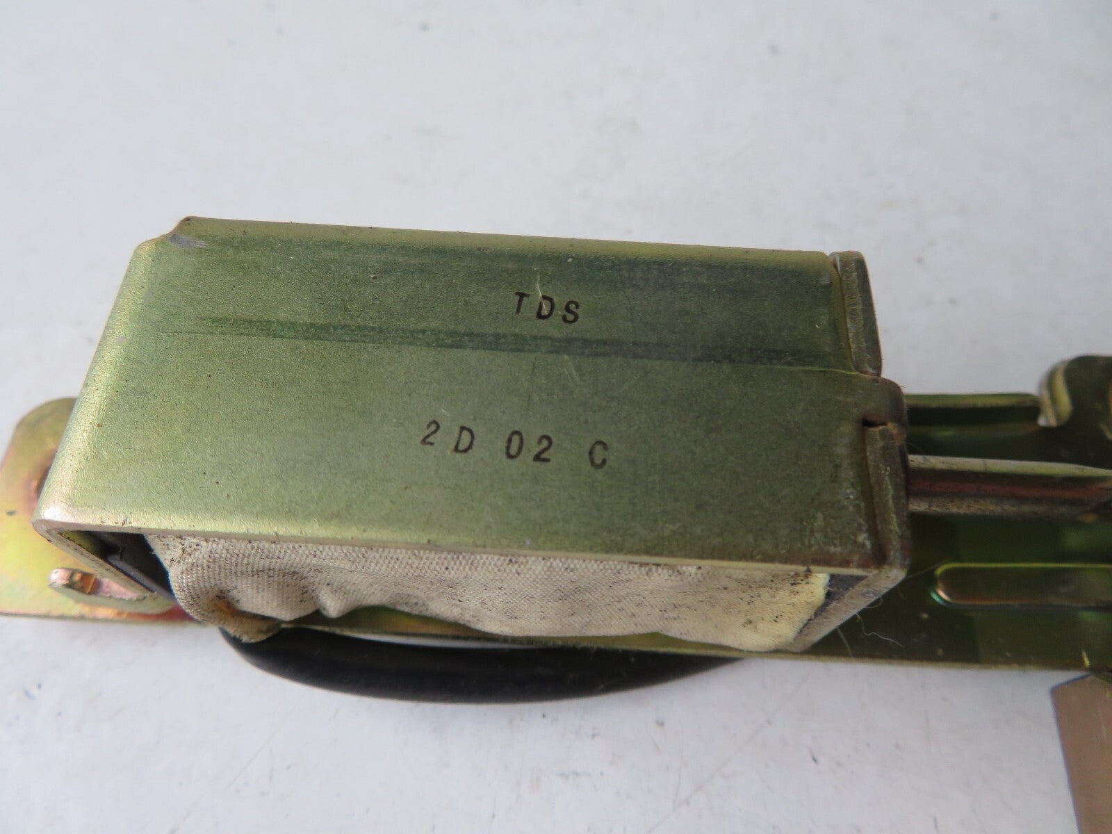 MAZDA MX5 MK2 TAILGATE BOOT LOCK CATCH 1998-2004 A1450-10