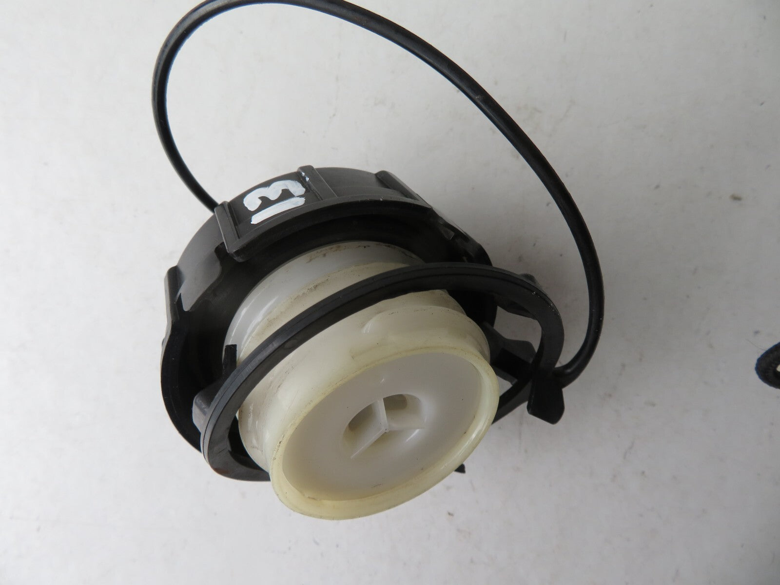 MAZDA 5 MPV FUEL FILLER CAP 2005-2010 A1335-13