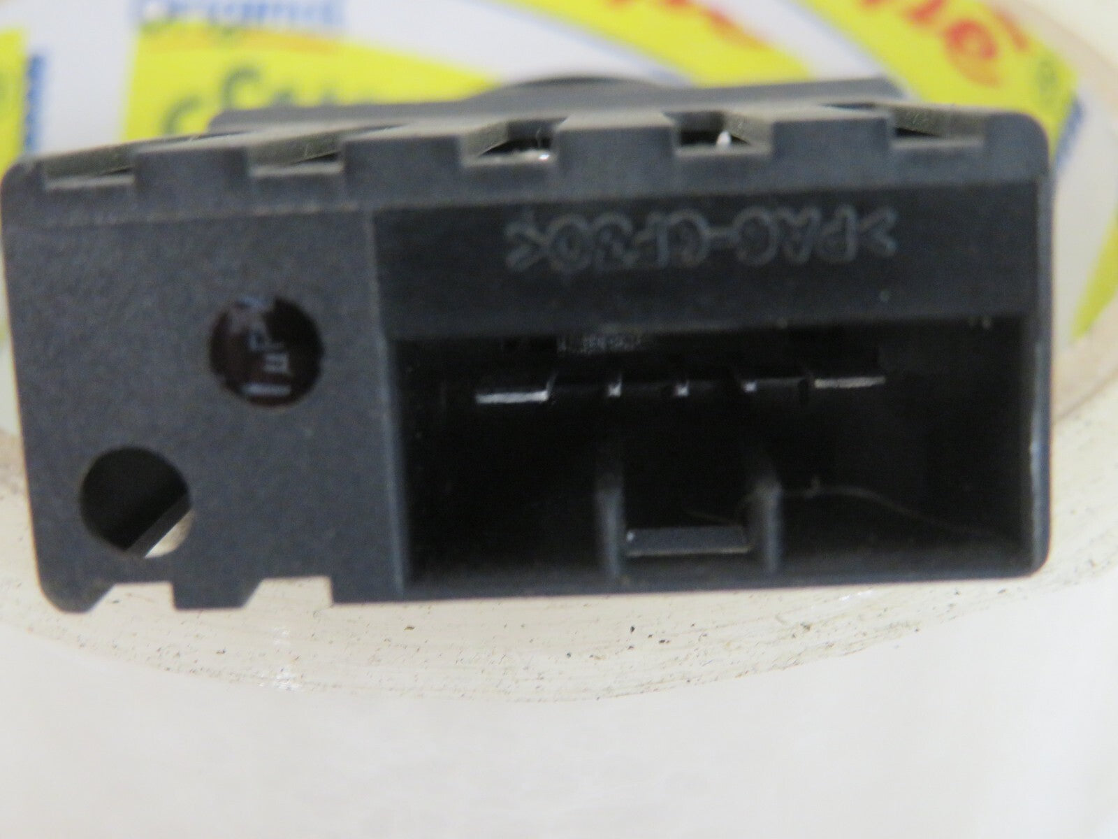 ROVER 75 HEATED SEAT SWITCH YUG101980 1999-2005 MIXA1540-16