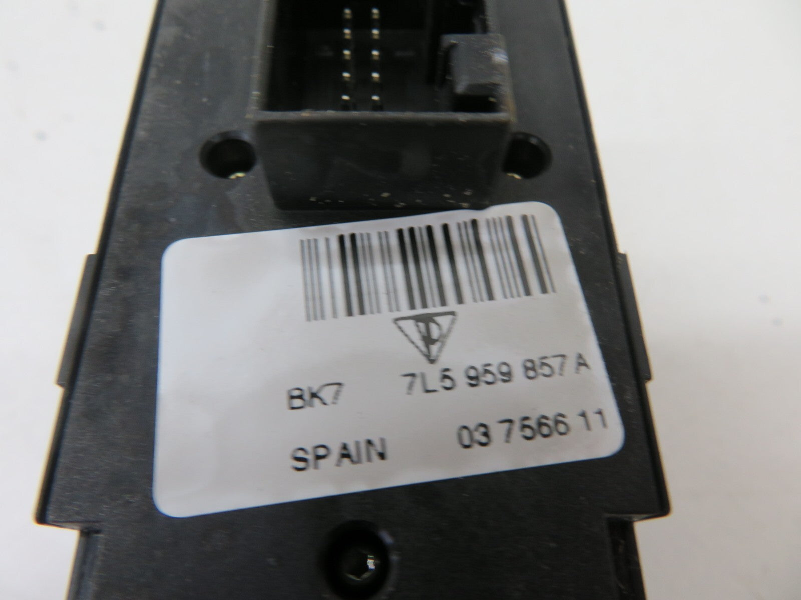 PORSCHE CAYENNE 955 OS DRIVER FRONT WINDOW SWTICHES 7L5959857A 2003-2006 1634-16