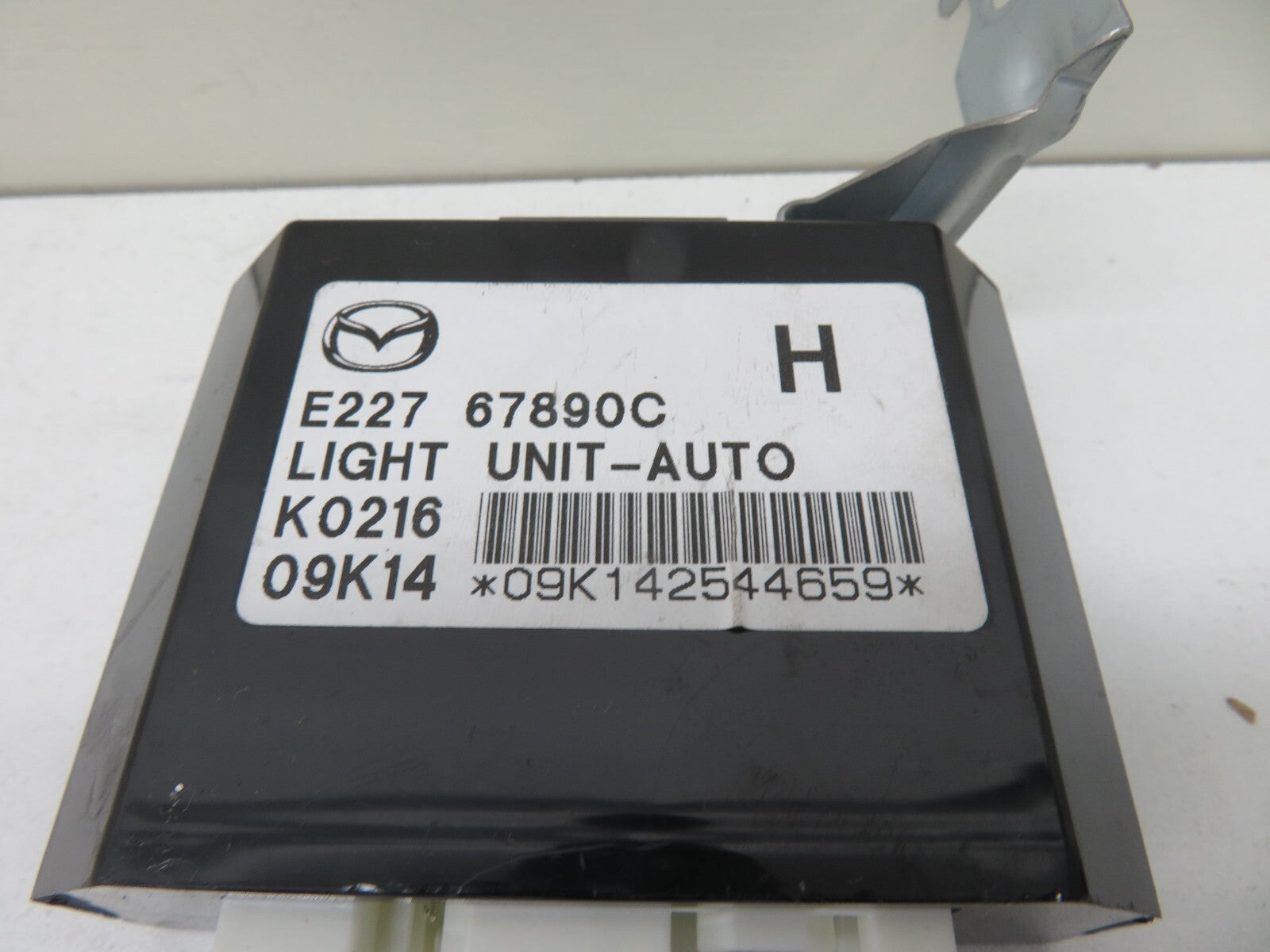 MAZDA CX7 HEADLIGHT CONTROL MODULE E22767890C 2008-2012 1629-7