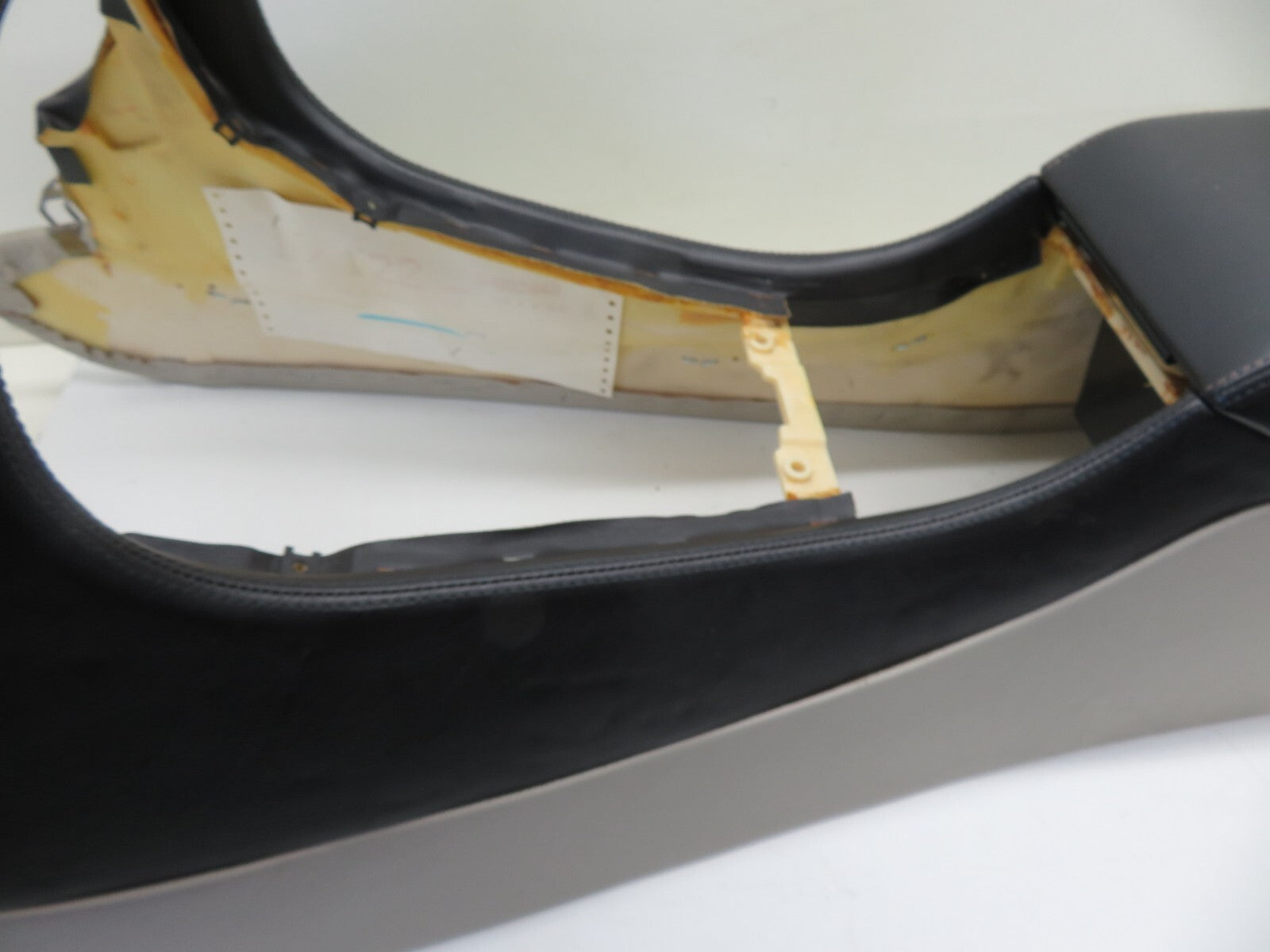 JAGUAR XJR CENTER CONSOLE ARM REST 1994-2001