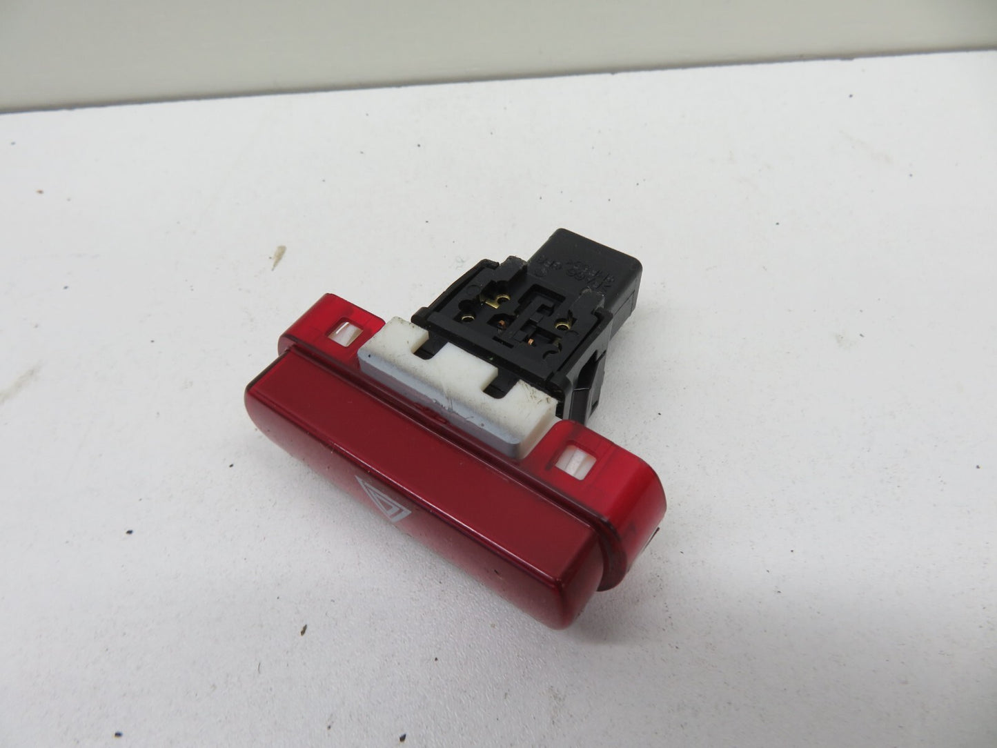 SUBARU FORESTER HAZARD SWITCH 2008-2013 A601-7