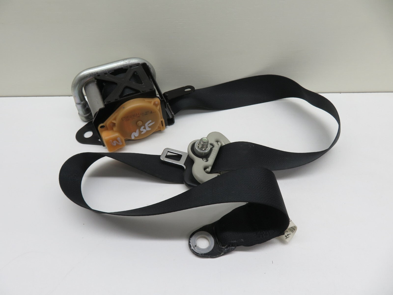 MAZDA CX7 NSF PASSENGER FRONT SEAT BELT TK-AH2-EH910 2009-2012 1617-3