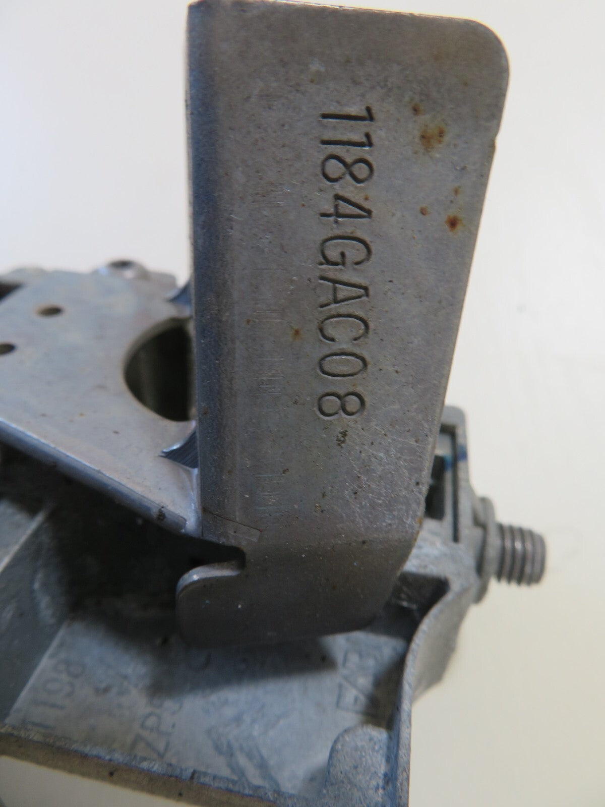 PEUGEOT 308 NSF DOOR LOCK CATCH 2007-2013 1410-2