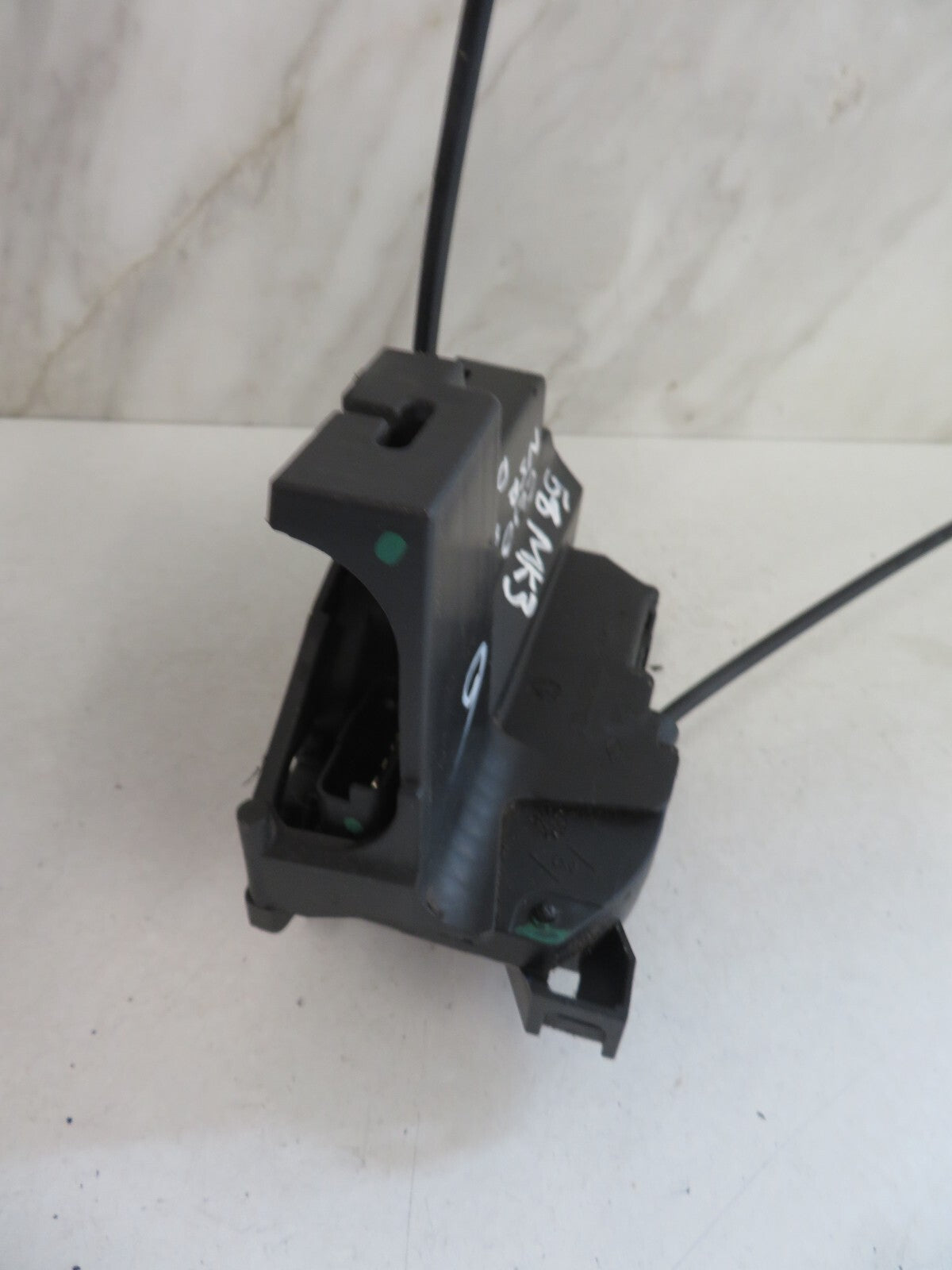 RENAULT CLIO MK3 NSR DOOR LOCK CATCH 5DR 2005-2008 MIX1136-6