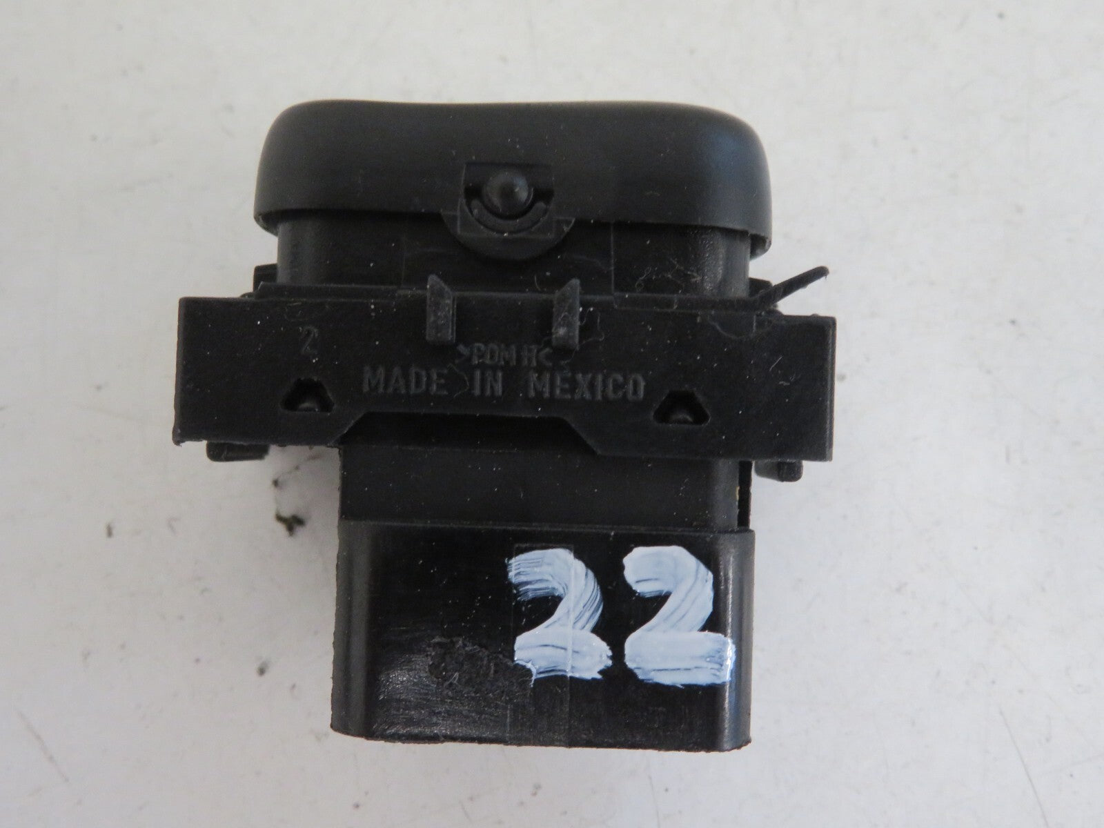MERCEDES BENZ ML270 W163 HEATED SEAT SWITCH 1638200210 1998-05 MIX1010-22