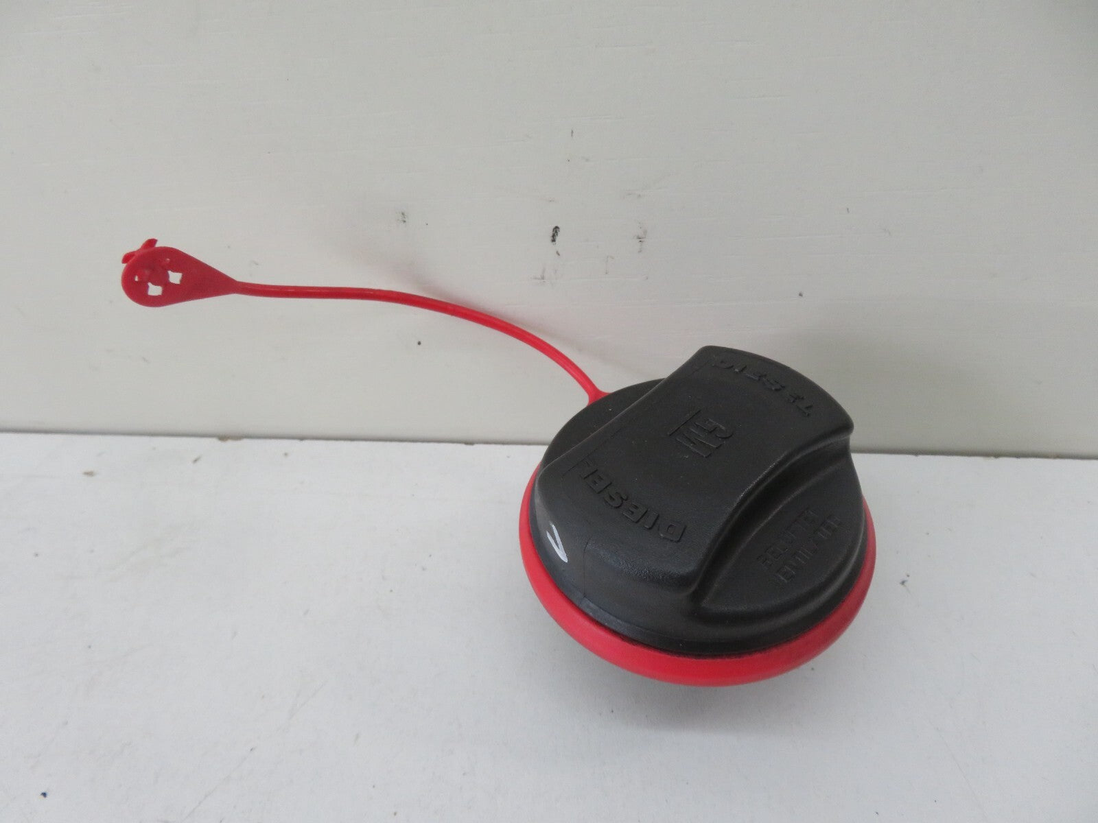 VAUXHALL INSIGNIA DIESEL FUEL CAP 2008-2016 1631-7