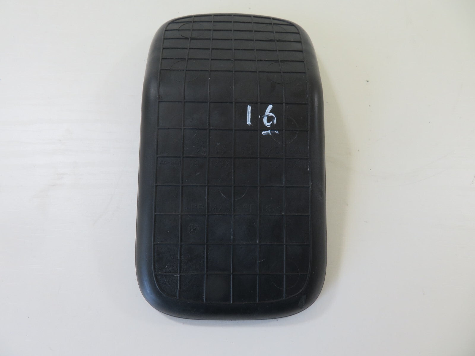 PEUGEOT 308 INTERIOR RUBBBER INSERT TRIM 9681338580 2007-2013 1349-16