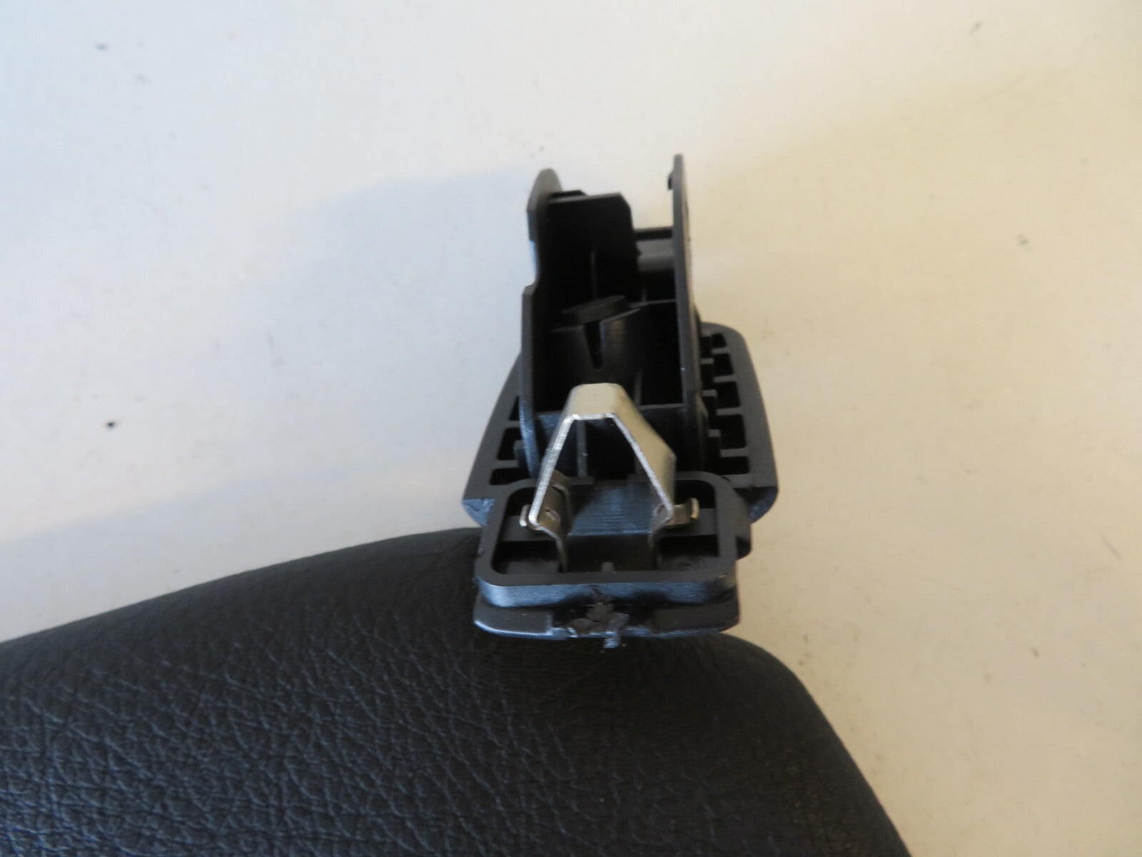 BMW 1 SERIES F20 NS PASSENGER SIDE M SPORT SUN VISOR 2011-2018 AMS1511