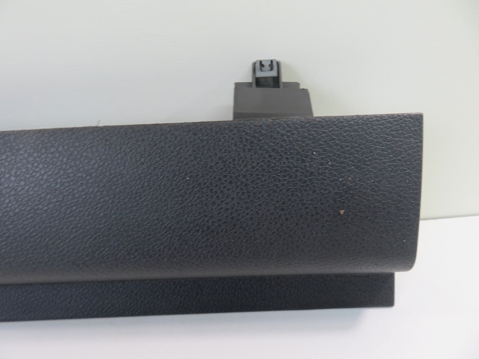 FORD C-MAX NSF LOWER DASH TRIM 2006-2010 1551-8