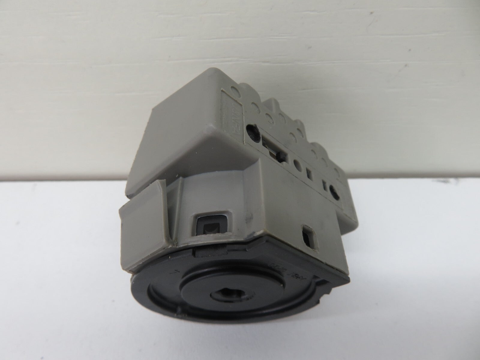 FORD FOCUS ST225 IGNITION SWITCH AA6T-11572-AA 2005-2011