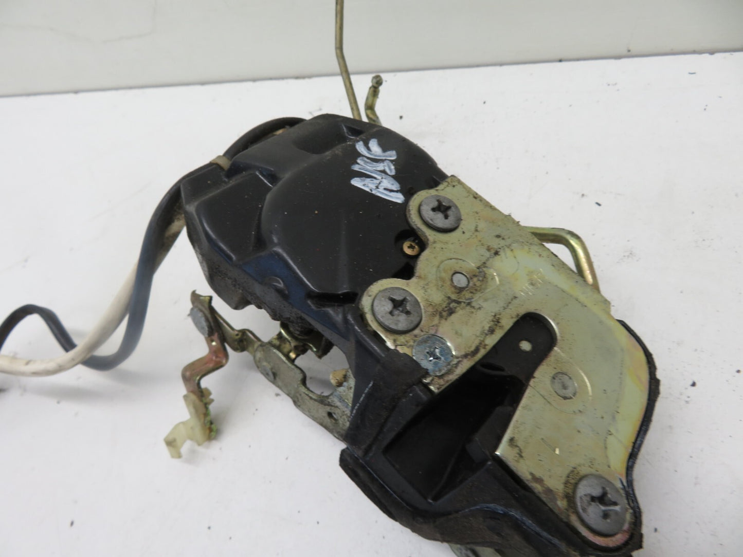 TOYOTA MR2 SW20 NSF PASSENGER DOOR LOCK CATCH 1990-1999 REF1234