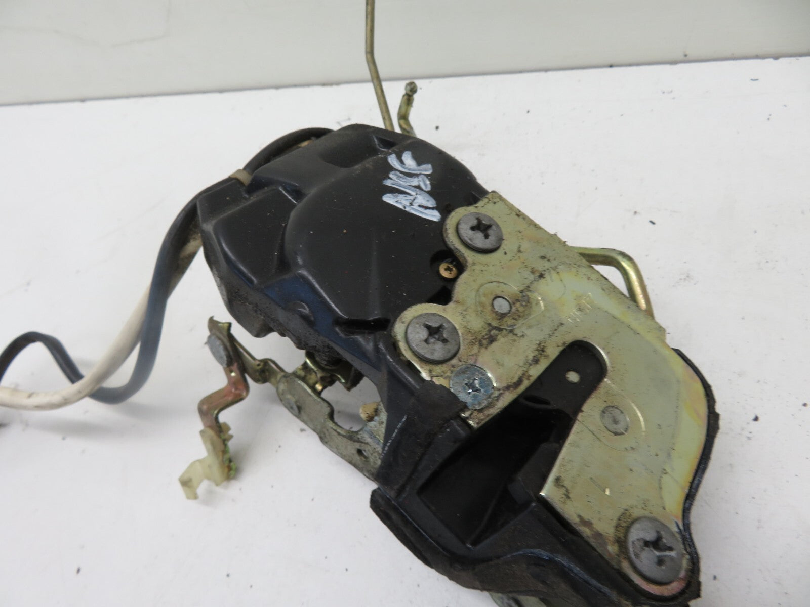 TOYOTA MR2 SW20 NSF PASSENGER DOOR LOCK CATCH 1990-1999 REF1234