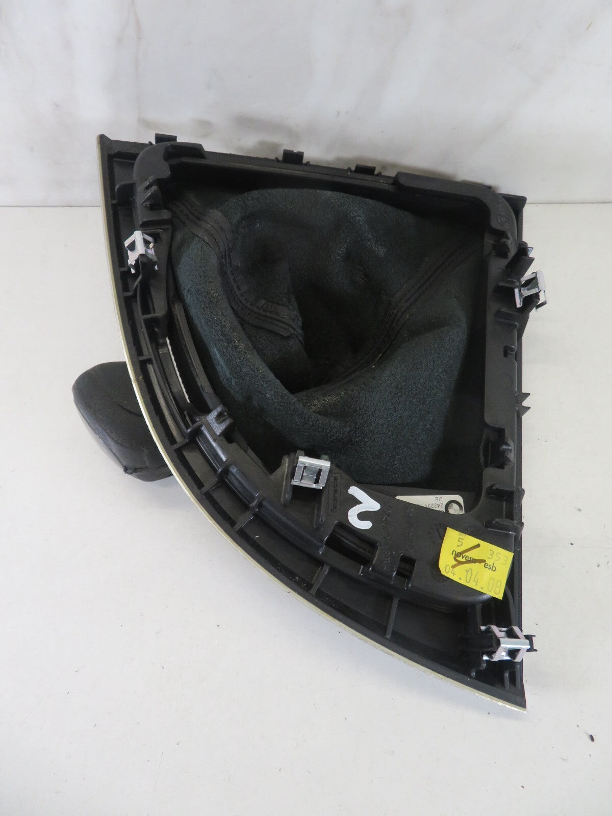 BMW 1 SERIES E88 M SPORT GEAR GAITTOR SURROUND WITH KNOB 2007-2013 A1218-2