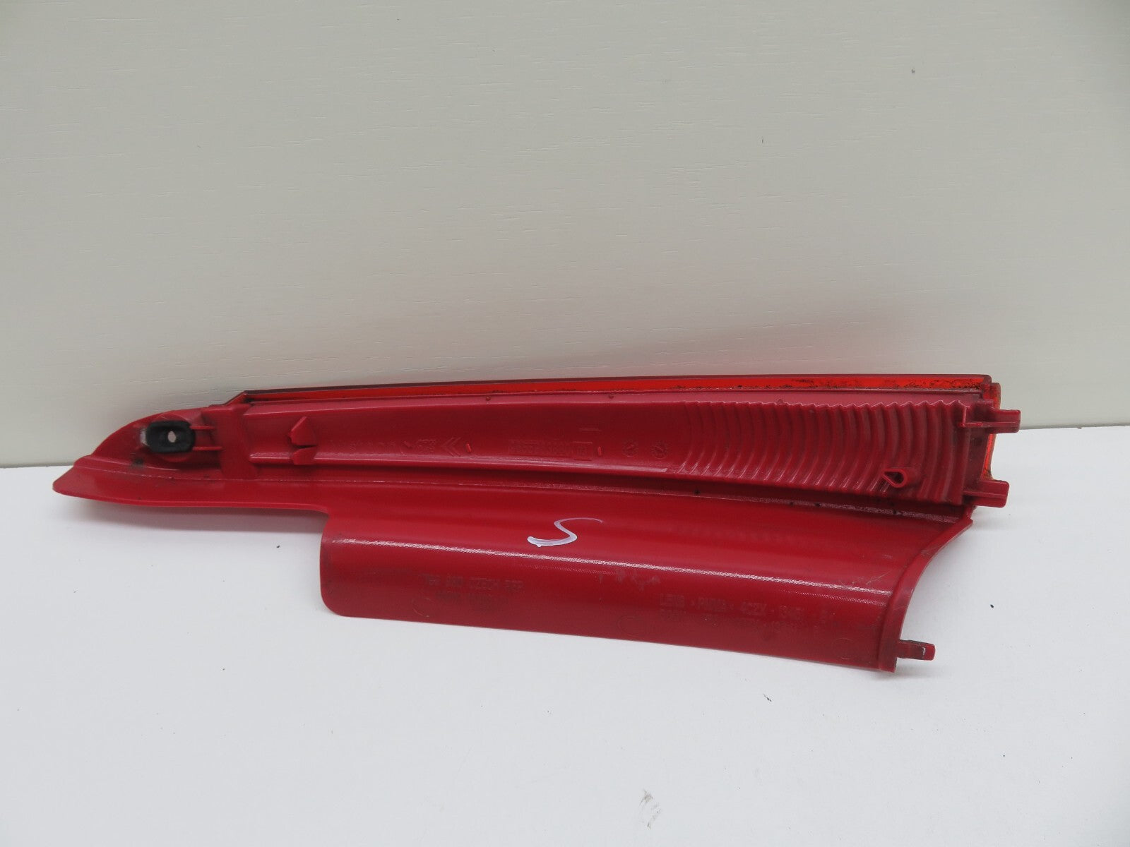 CITROEN C4 NSR REAR PASSENGER SIDE TAIL LIGHT REFLECTOR  2004-2010 WV06-5