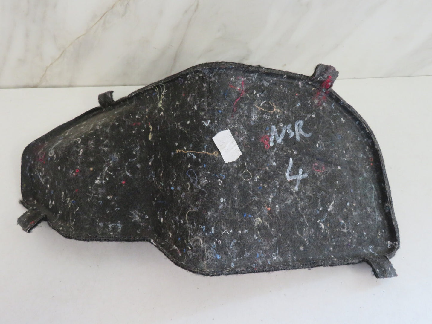 BMW 1 SERIES E88 NSR BOOT ACCESS TRIM 2007-2013 A2056-4