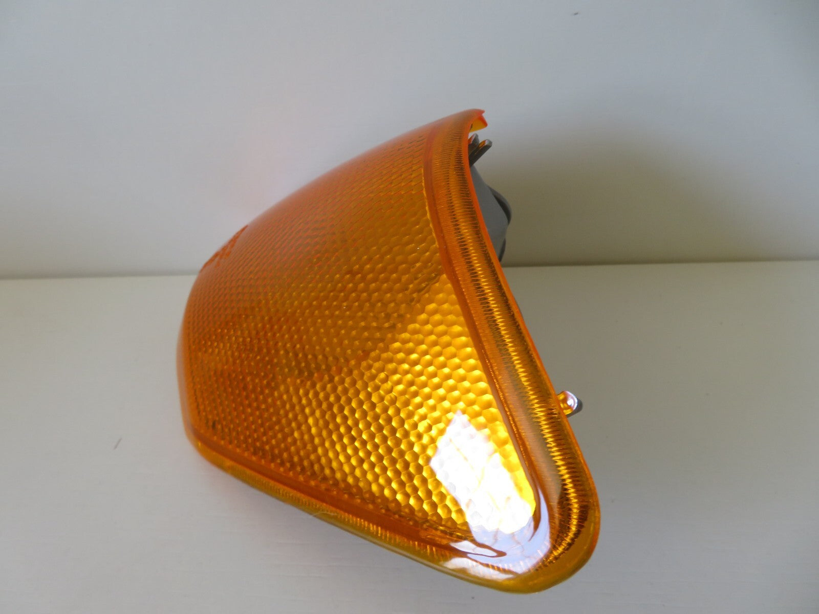 NS PASSENGER FRONT INDICATOR LIGHT FOR FORD FIESTA 1989-1997 431-1515L-UE-Y