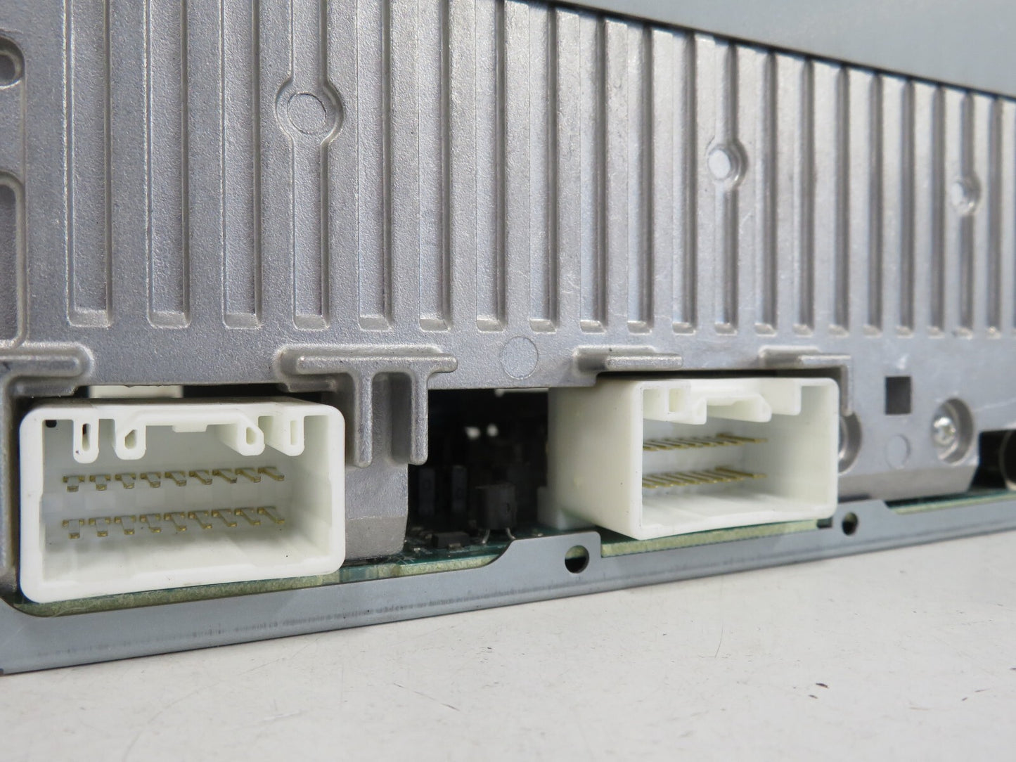 PEUGEOT 4007 RADIO CD HEAD UNIT DY-3W69U-3 2007-2012 1603-18