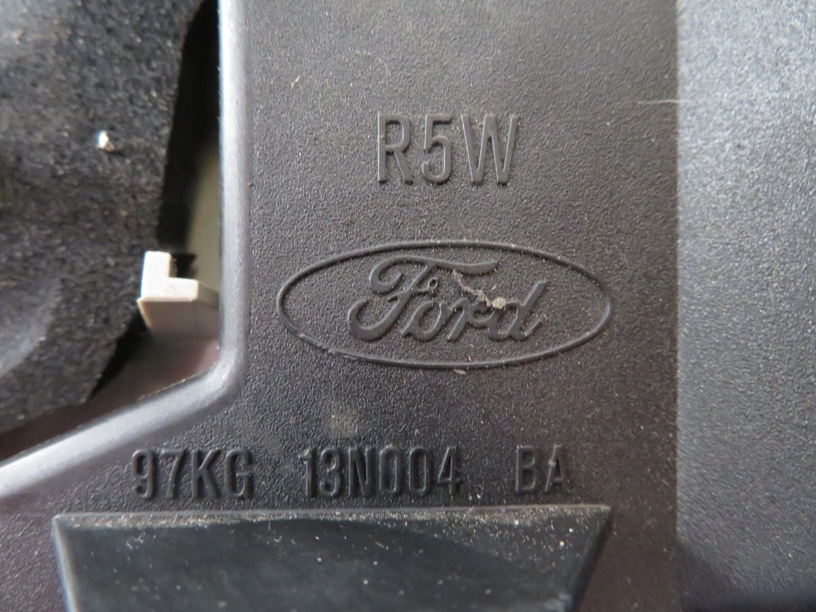 FORD KA NS PASSENGER REAR TAIL LIGHT 97KG-13N004-BA 1996-2008 A1409-1