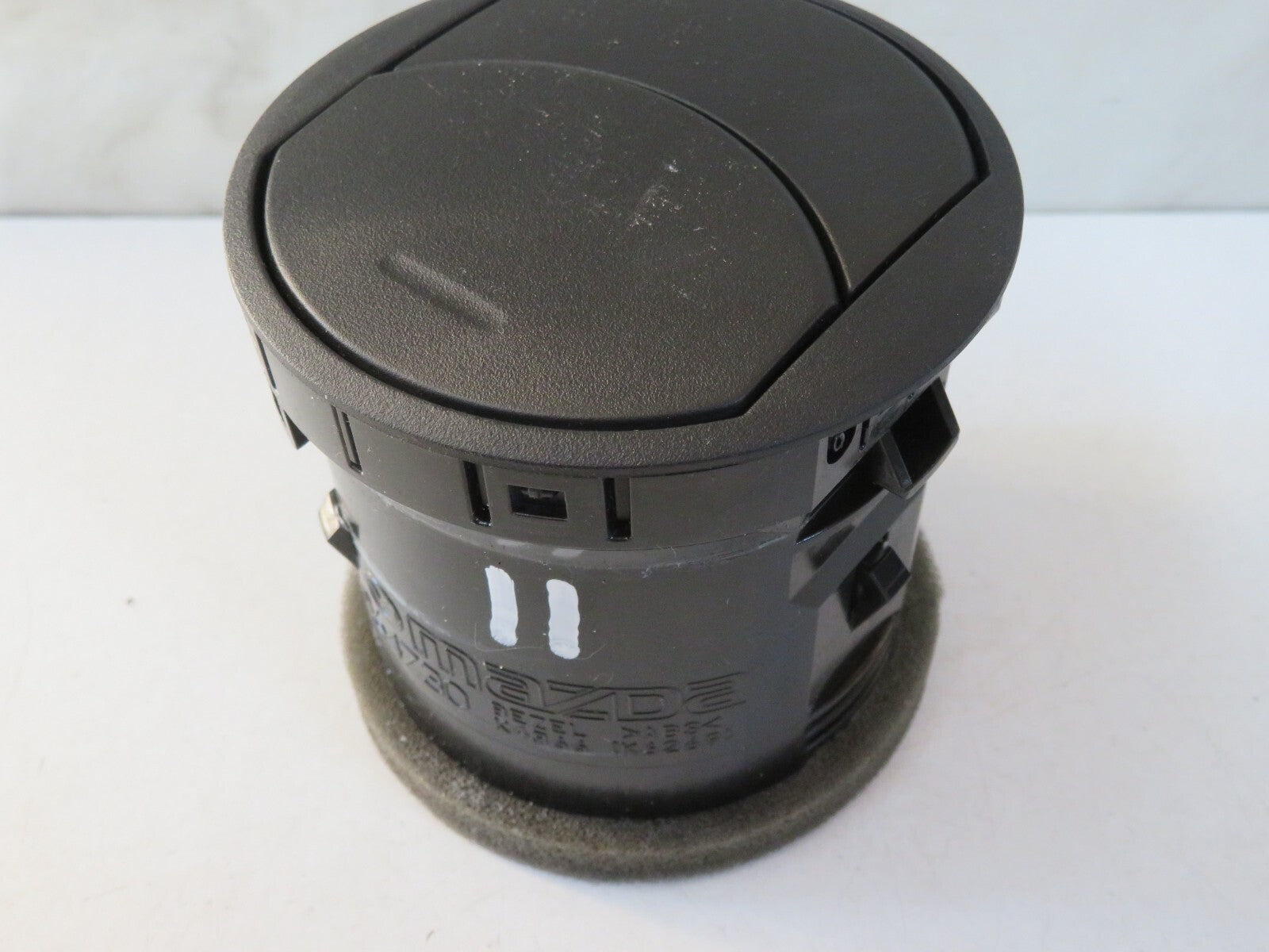 MAZDA 6 DASHBOARD AIR VENT 2008-2012 AMS1524-11