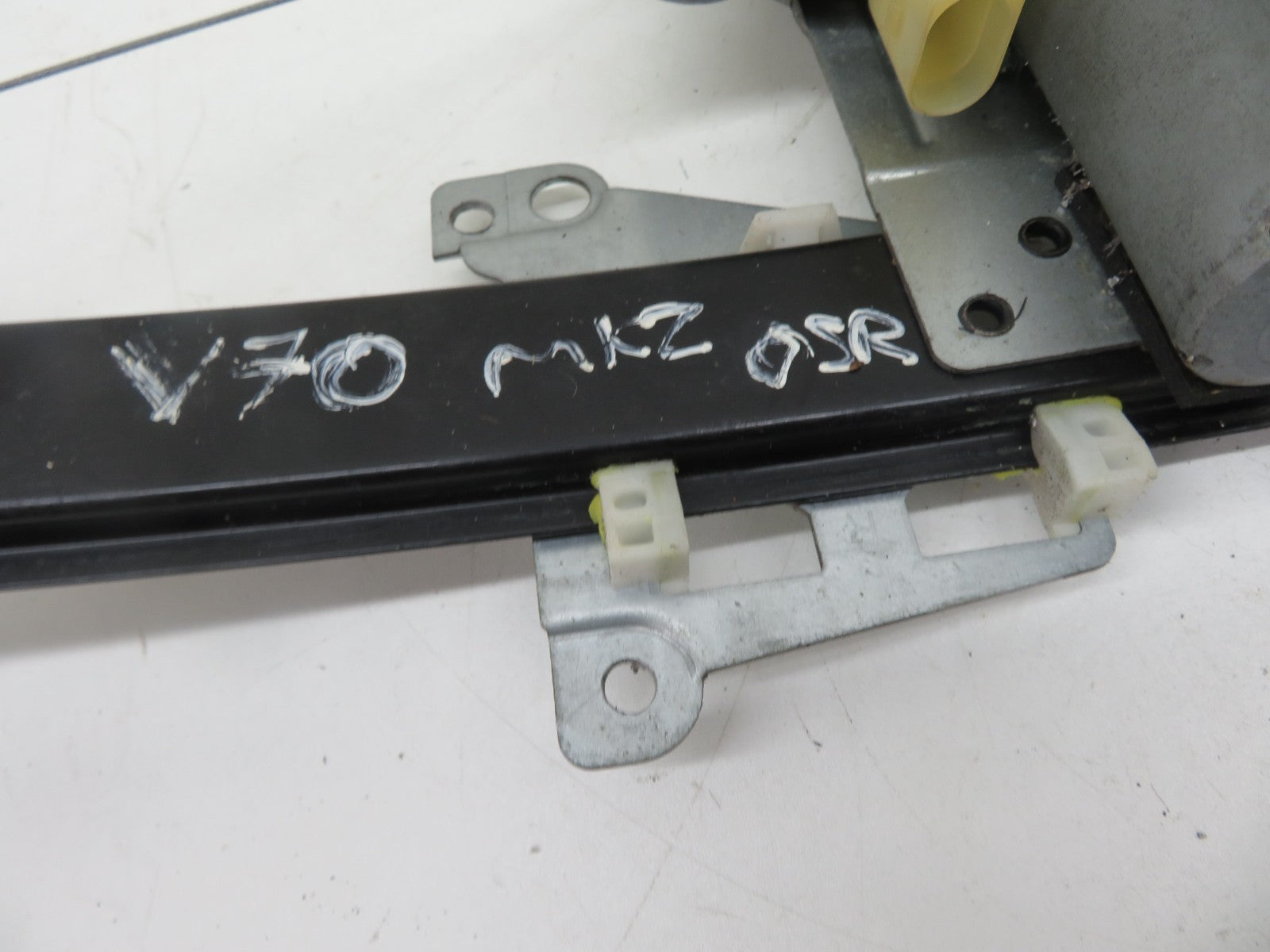 VOLVO V70 MK2 OSR WINDOW REGULATOR MOTOR RIGHT REAR 2000-2007 1241-2