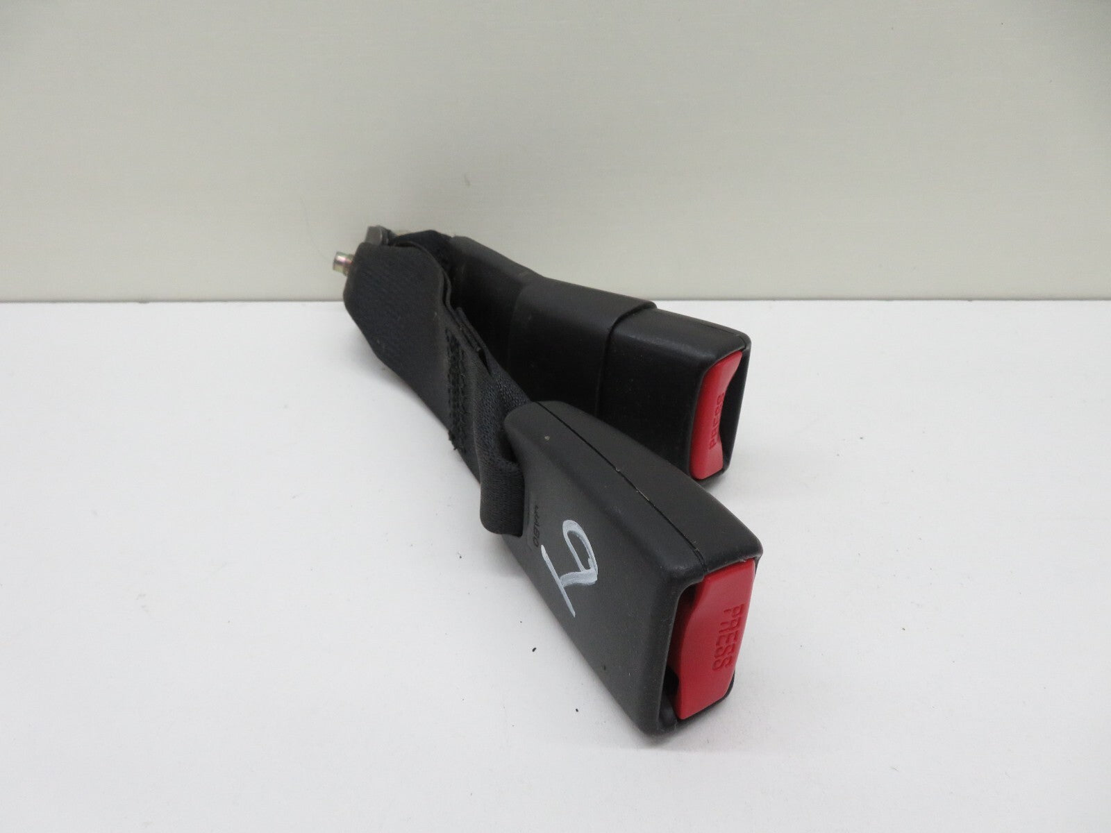 MAZDA CX7 REAR SEAT BELT BUCKLE 2008-2012 1325-9