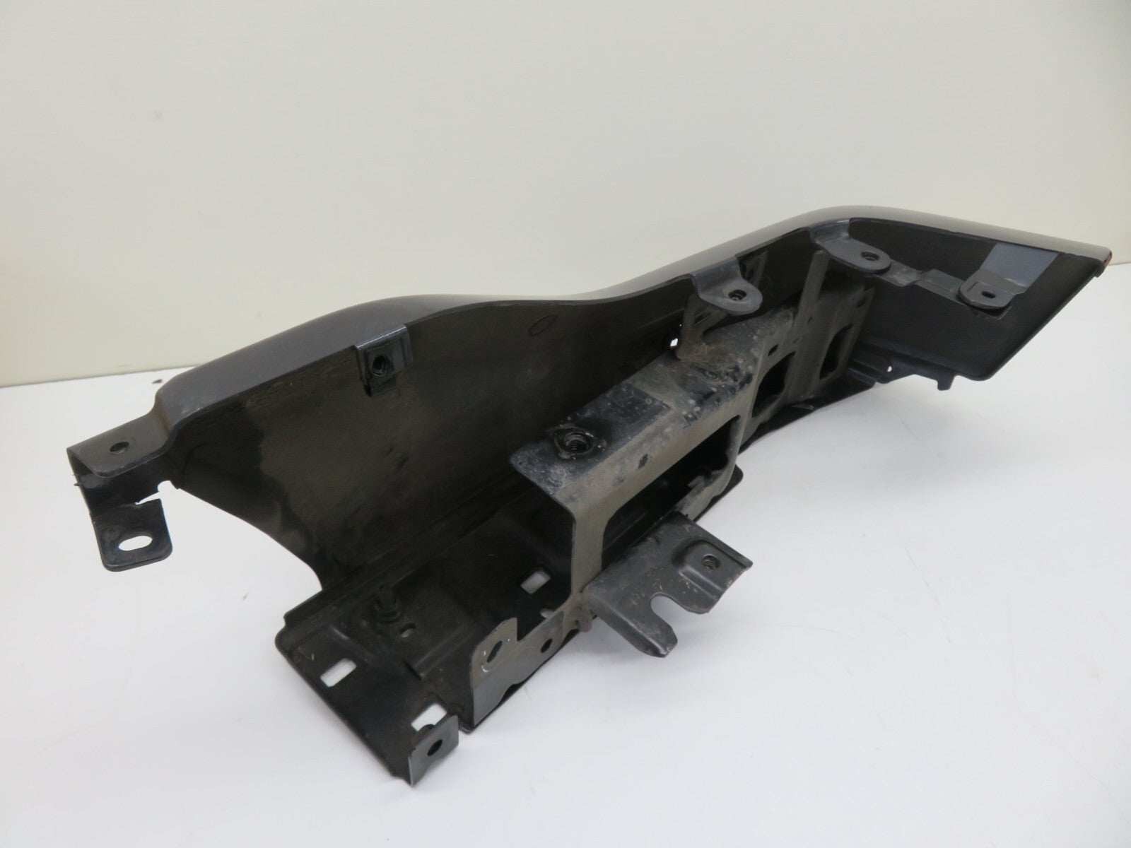 FORD RANGER WILDTRACK OS REAR BUMPER CORNER 2022-PRESENT