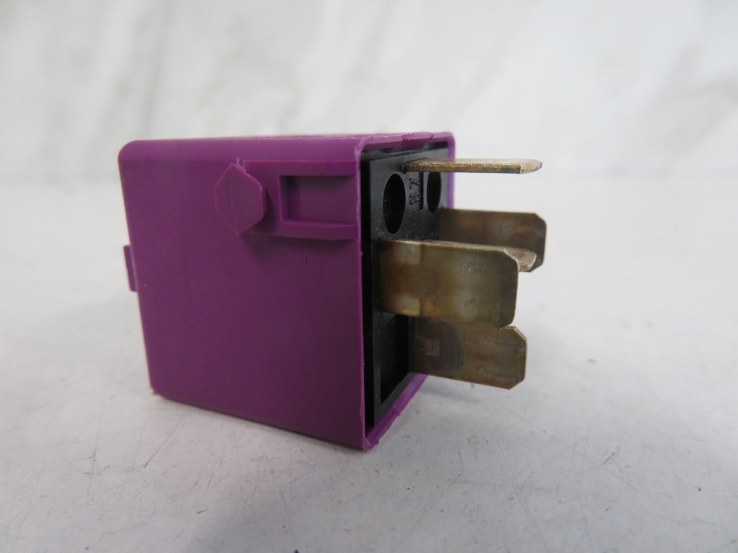 BMW 5 SERIES E39 RELAY 1388911 1996-2003 1518-11