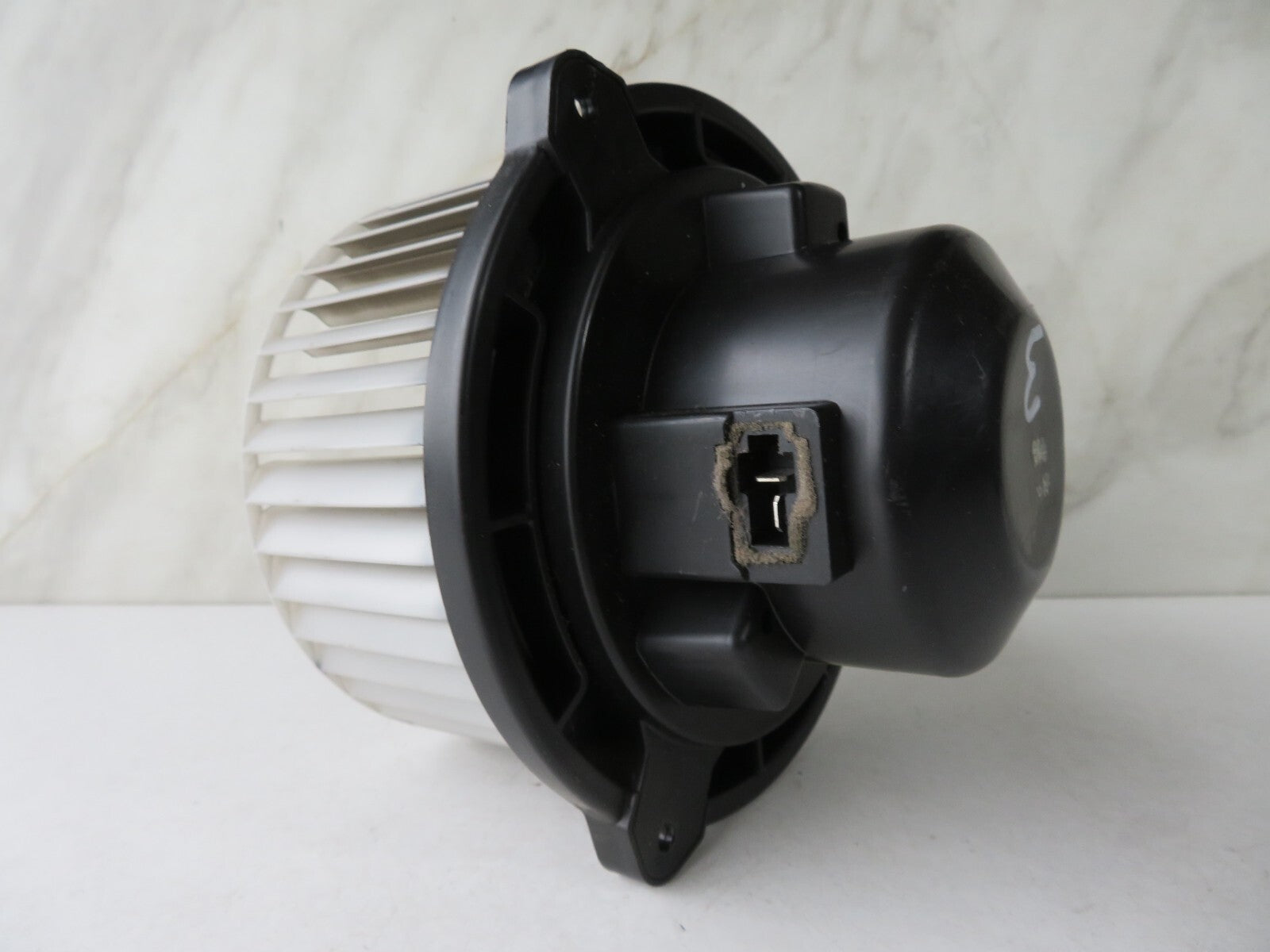 KIA CARENS HEATER BLOWER MOTOR B30883-0230 2006-2012 A1408-3