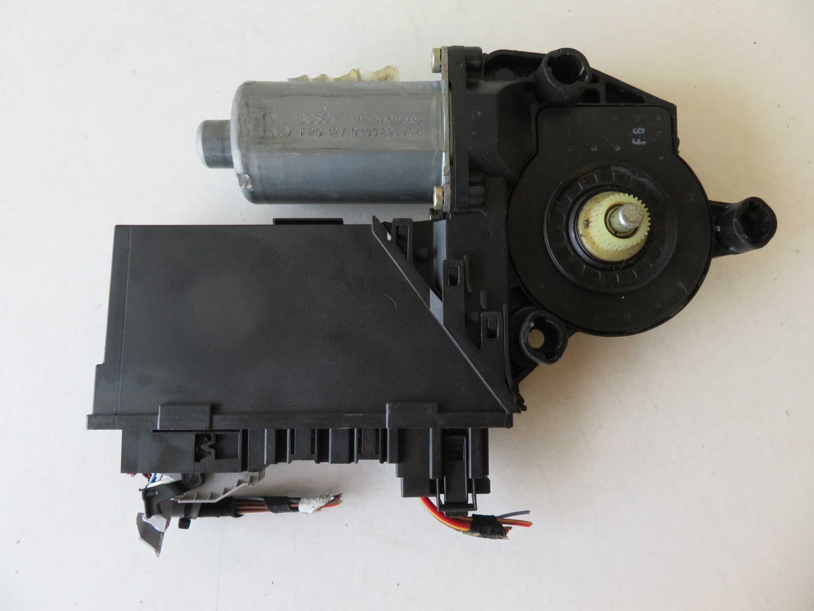 PORSCHE CAYENNE 955 NSF WINDOW MOTOR 3d2959792a 2000-2004 AMS1020 SA