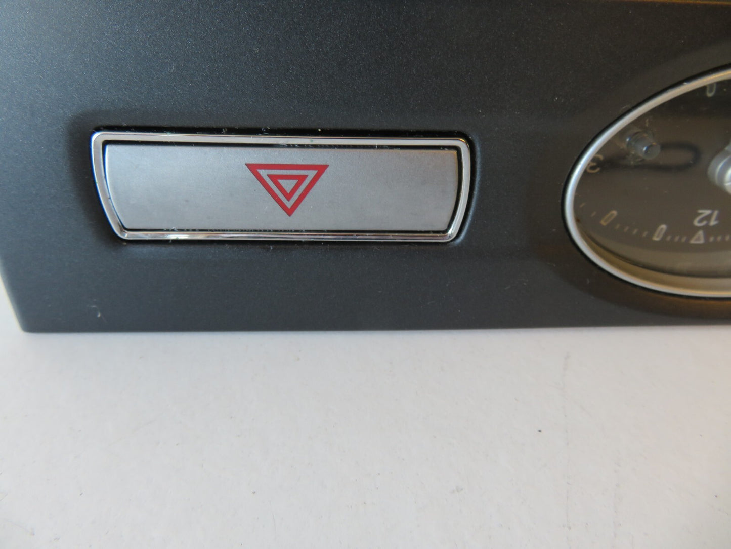 FORD MONDEO MK3 HATCHBACK INTERIOR DASH CLOCK WITH SWITCHES 2001-2007 RA04