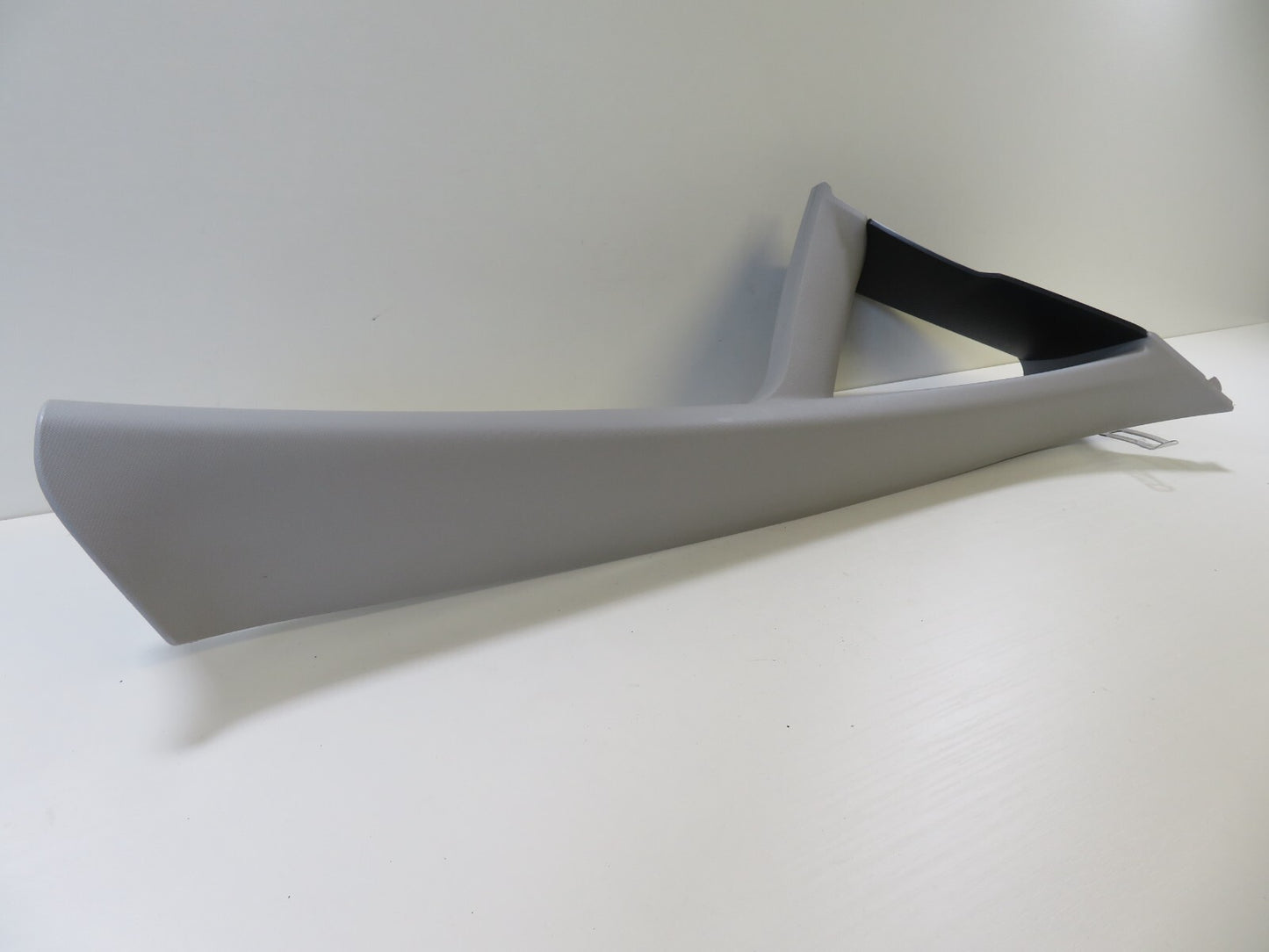 FORD C MAX GRAND OS DRIVER A PILLAR TRIM AM51-R02518-AAW 2011-2015 BK1343