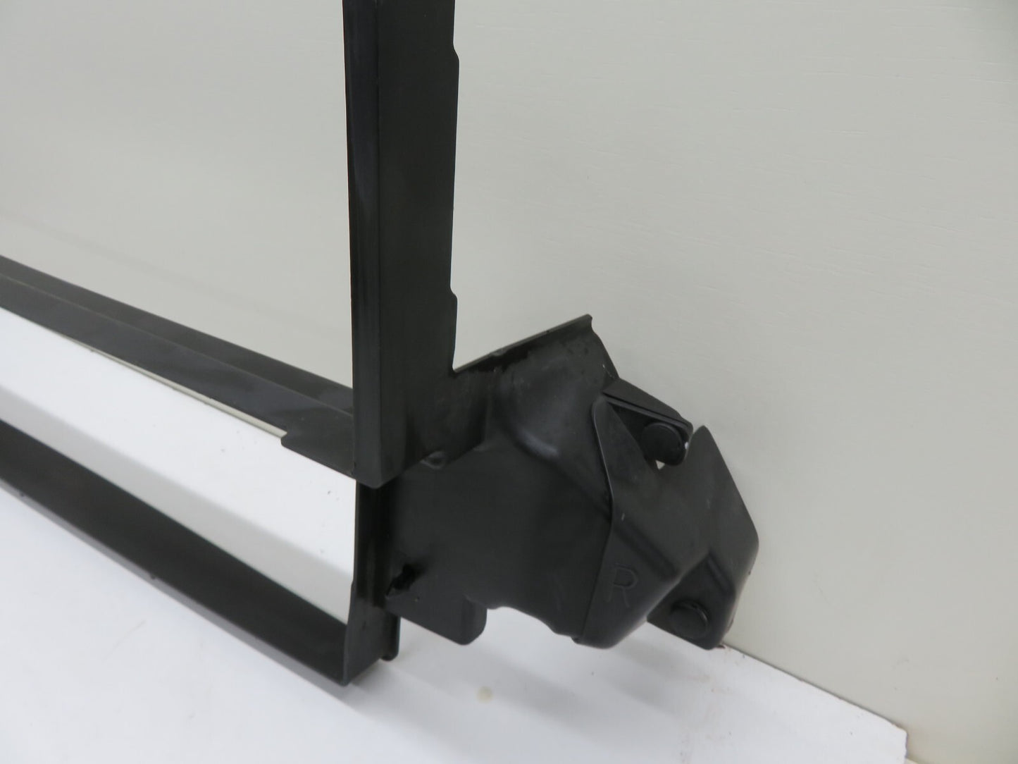 VAUXHALL MOKKA FRONT LOWER RADIATOR COWLING AIR DUCT TRIM 2012-2016