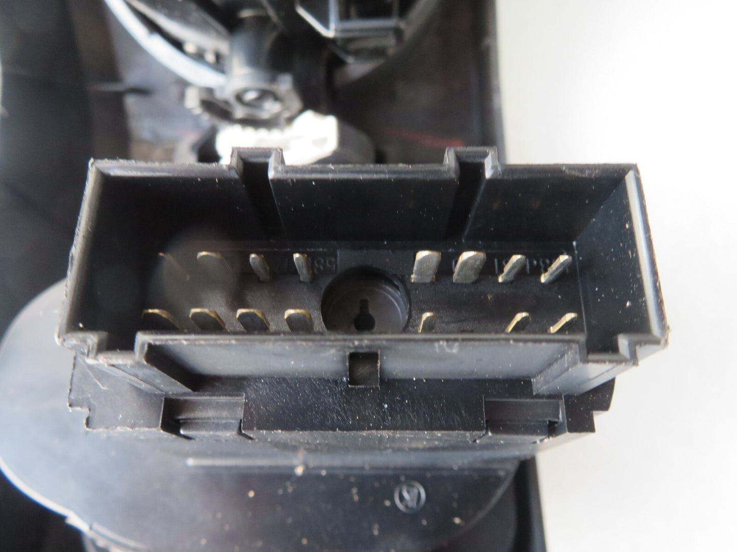 LAND ROVER DISCOVERY 3 HEADLIGHT CONTROL SWITCHES 2005-09 AMS1431-5