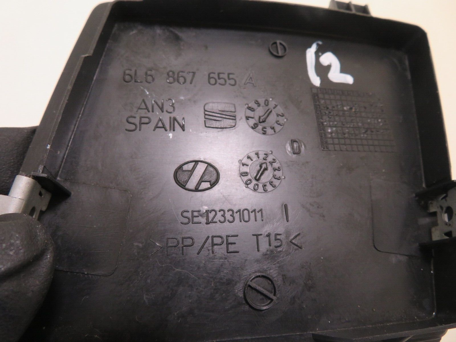 SEAT IBIZA MK3 6L REAR LIGHT ACCESS COVER TRIM LH 6L6867655A 2002-2008 2018-12