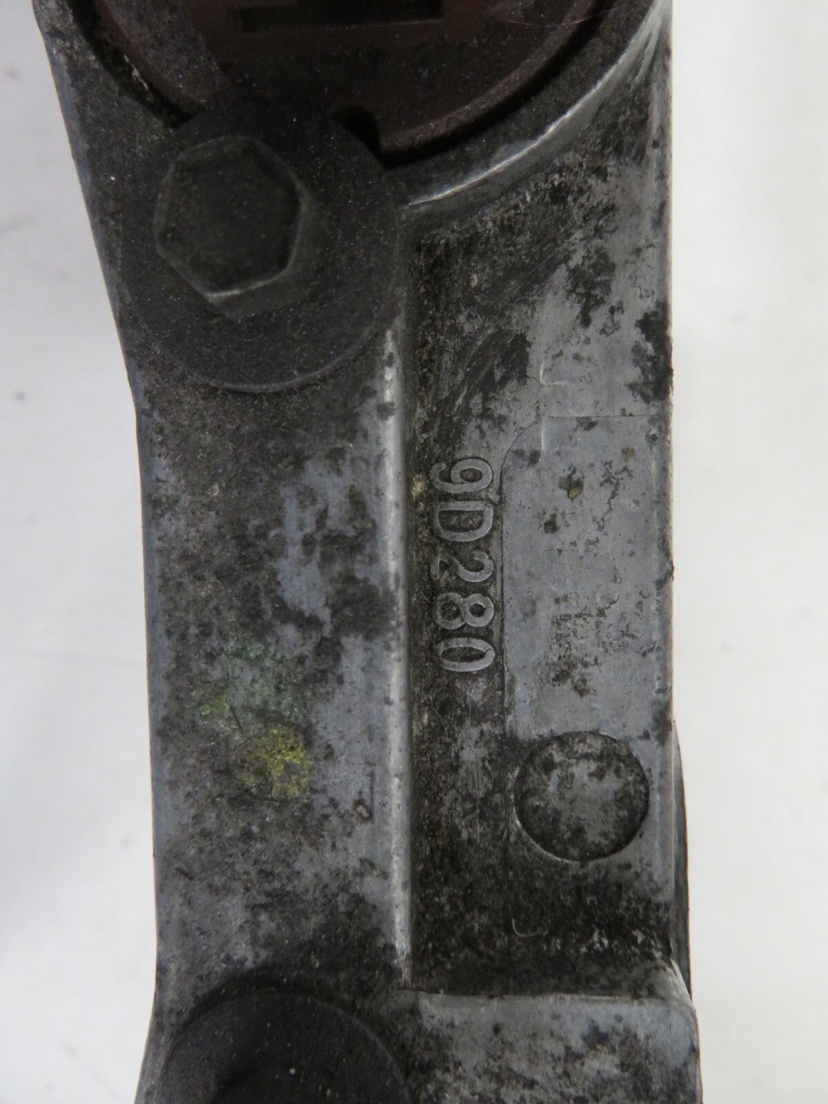 FORD FIESTA FUEL RAIL WITH INJECTORS MF-9H487 1997-2002 1350-3