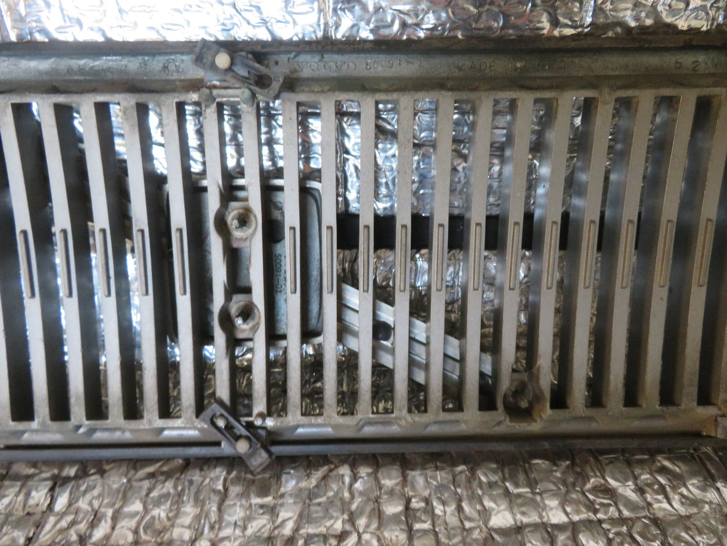 VOLVO C70 MK1 T5 FRONT GRILL 1998-2004