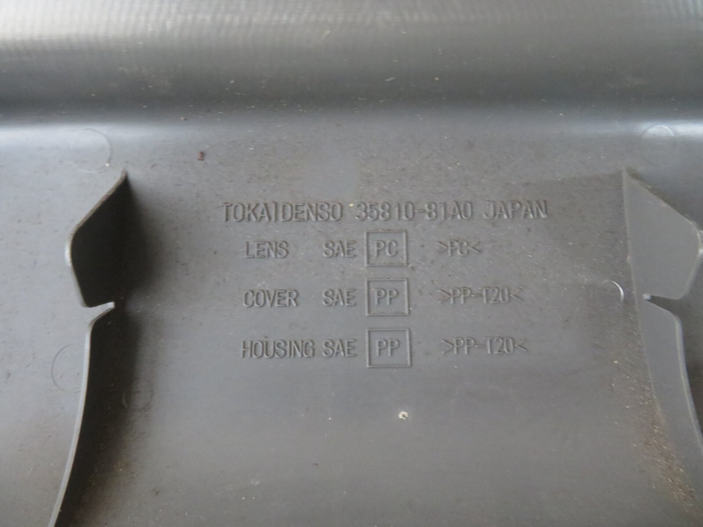 SUZUKI JIMNY REAR THIRD MIDDLE BRAKE LIGHT 1998-2005 AMS1509-7