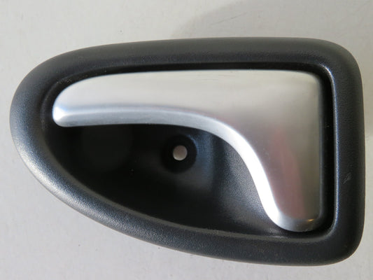 RENAULT MEGANE NS PASSENGER SIDE INTERIOR DOOR HANDLE 1999-2002 AMS1548