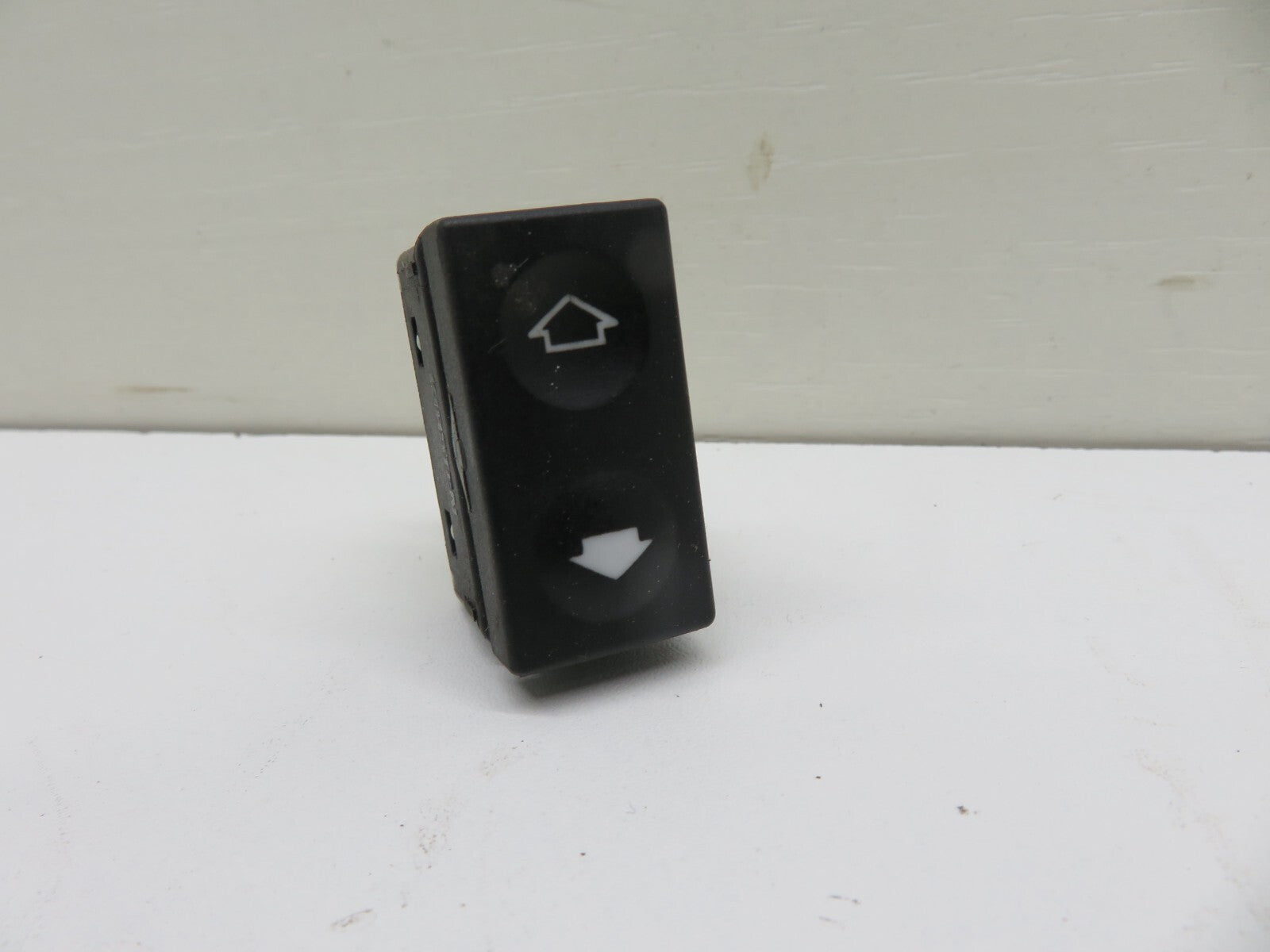 BMW E36 3 SERIES REAR WINDOW SWITCH 1991-1998 17**-10