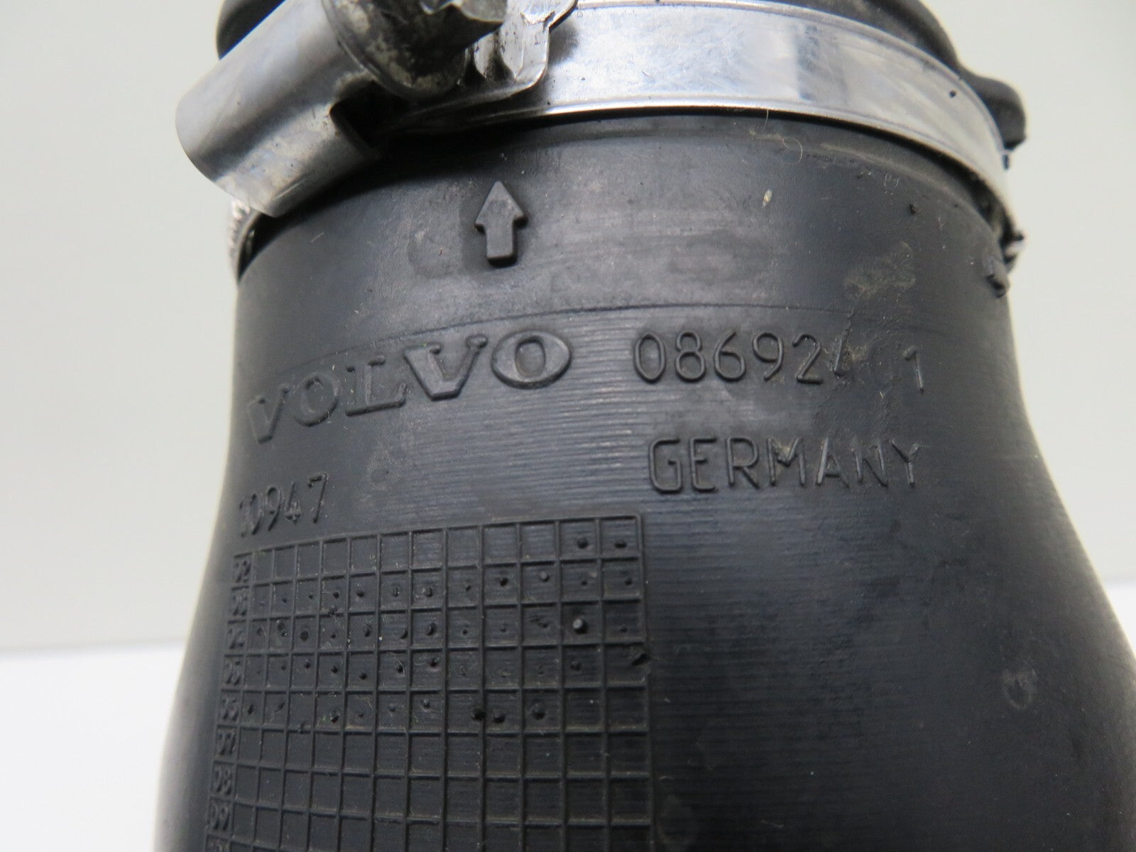 FORD FOCUS MK2 ST225 AIR INTAKE PIPE 08692401 2006-2010 1654-7