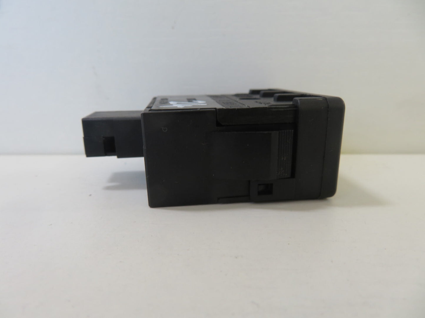 PEUGEOT 308 HEADLIGHT LEVEL SWITCH 96366692XT 2007-2013 1349-24