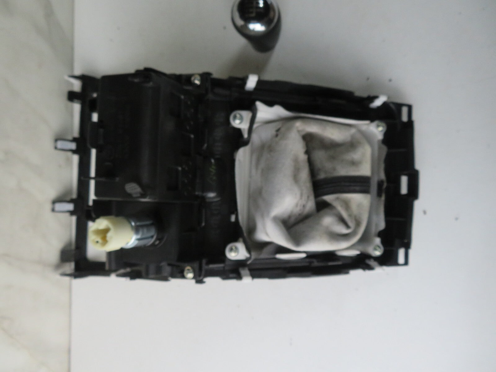 MAZDA 6 CENTRE CONSOLE TRIM HEATED SWITCH GEAR KNOB 2008-2012 AMS1458-3