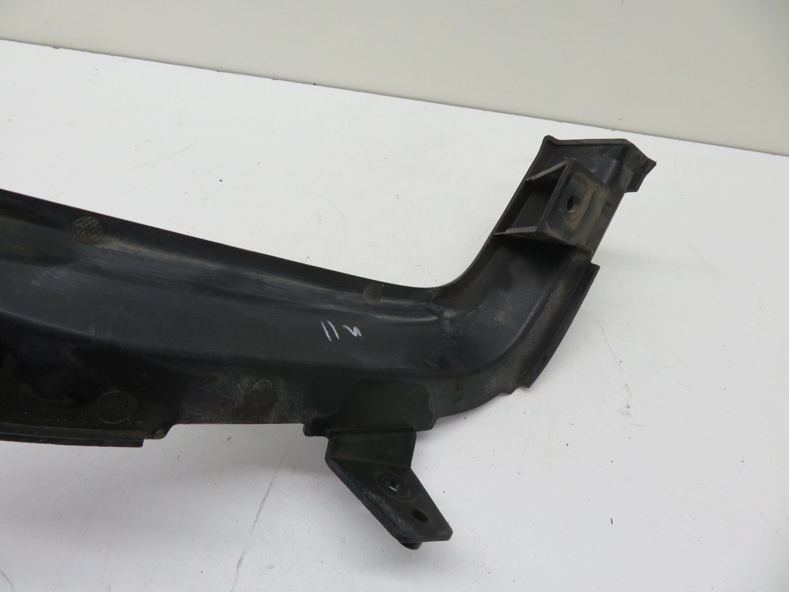 FORD RANGER WILDTRACK  RH DRIVER REAR BUMPER CORNER SPLITTER TRIM 2022-PRESENT