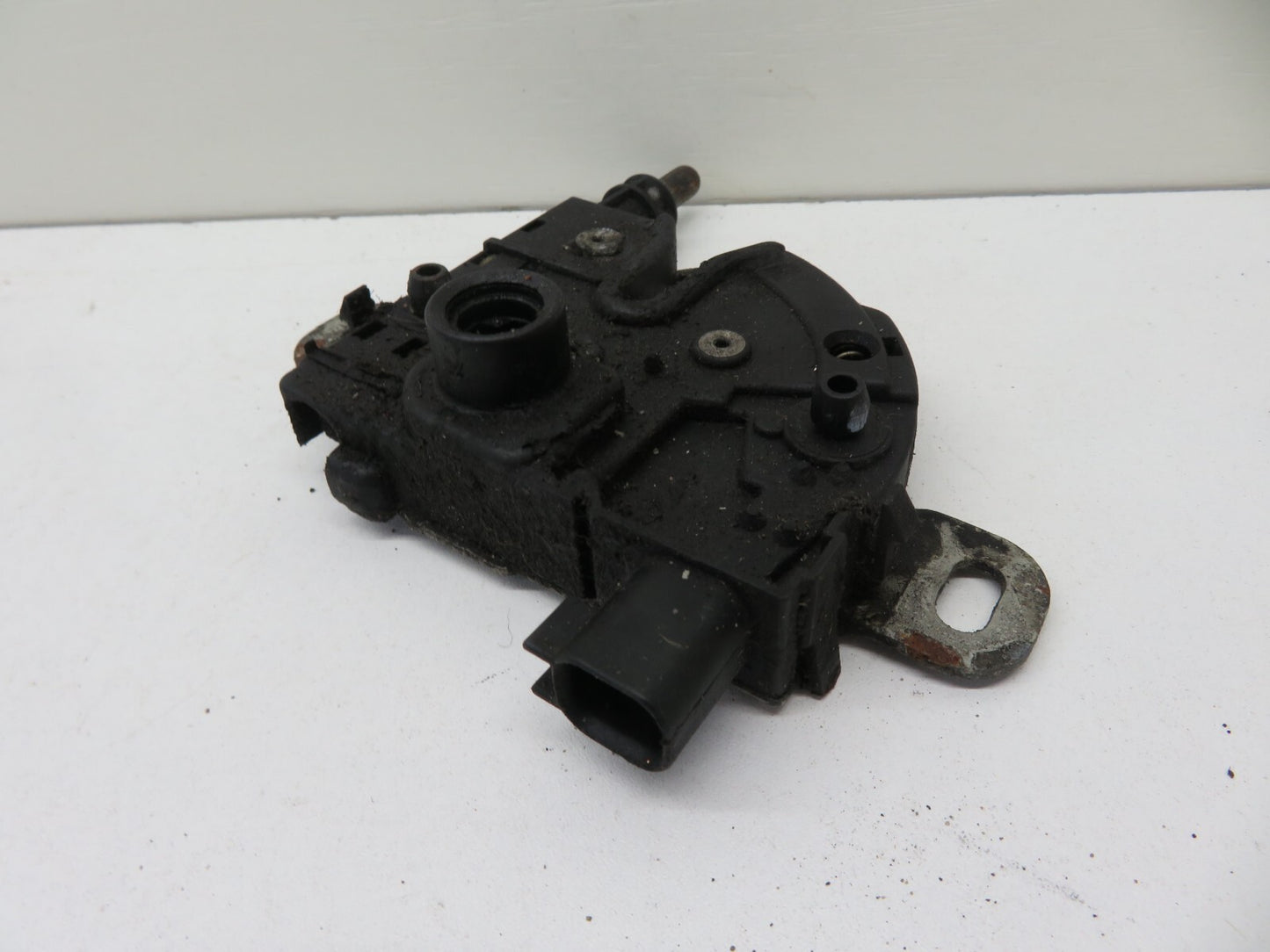 FORD FOCUS ST BONNET LOCK CATCH 2006-2010 1299-29