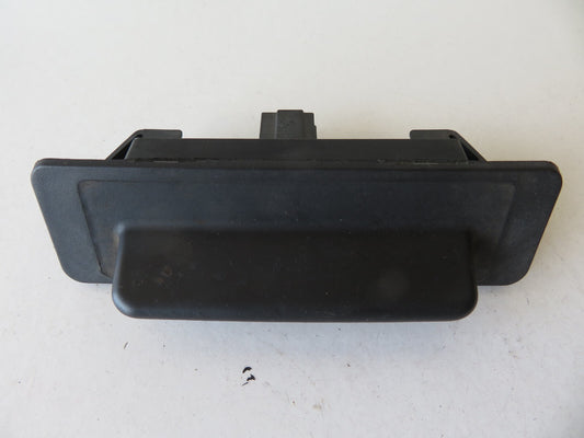 RENAULT LAGUNA MK2 TAILGATE BOOT HANDLE SWITCH 8200002001 2000-2007 AMS1132